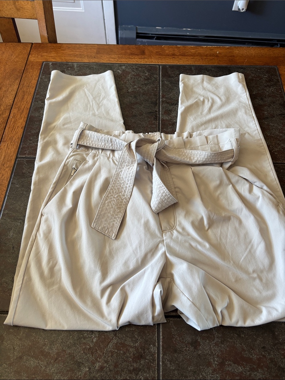 Athleta Skyline II Beige Paperbag Waist Trousers with Belt